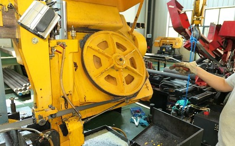 如何解决邛崃卧式金属带锯床切削时出现的断带现象？