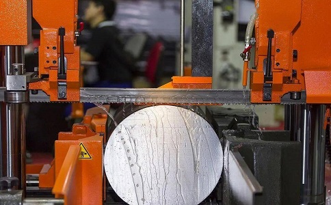 邛崃立式金属带锯床切削出现跑带故障解决方法！